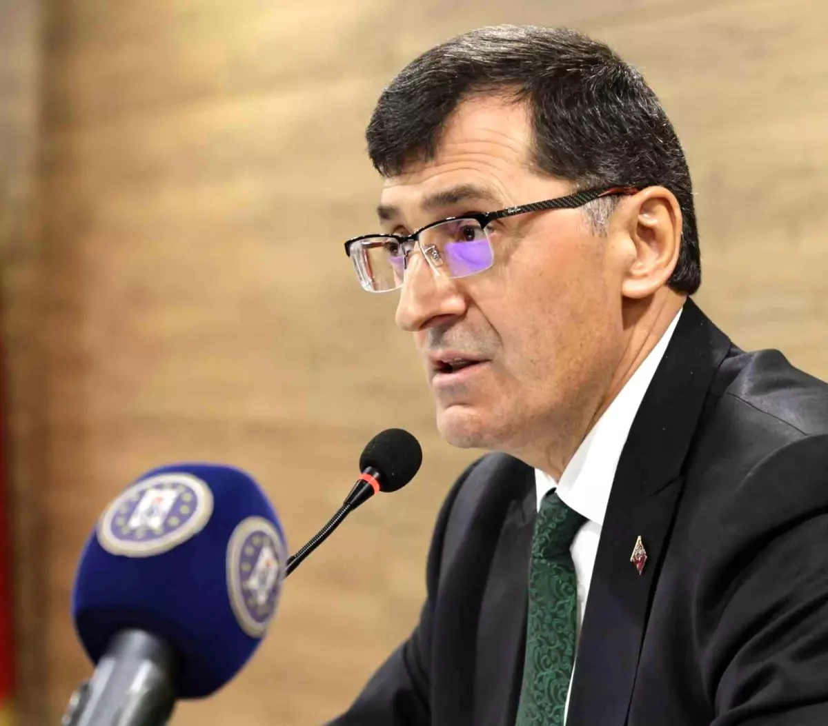 Kütahya\'da Pazar Yeri Geçici Olarak Taşınıyor
