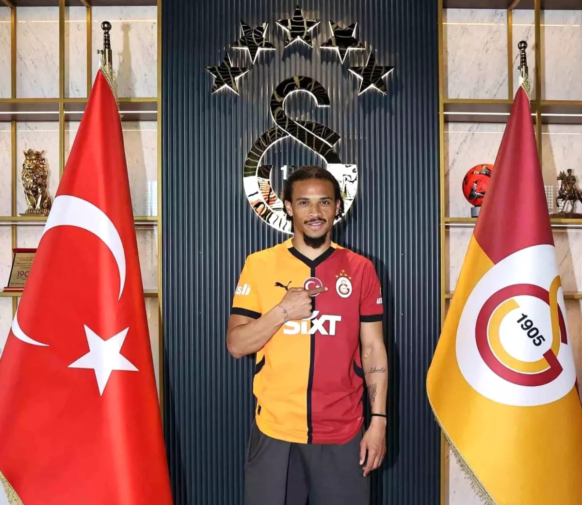 Leroy Sane Galatasaray\'a Transfer Oldu