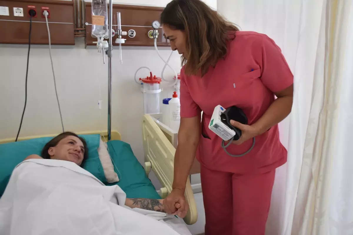 40 Yıl Ebe Olarak Anne Adaylarına Destek