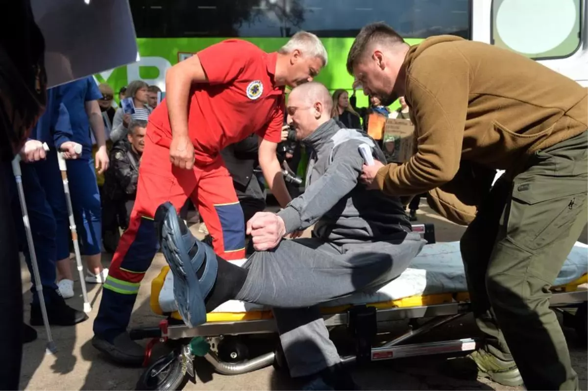 Ukrayna ve Rusya\'dan İkinci Esir Değişimi