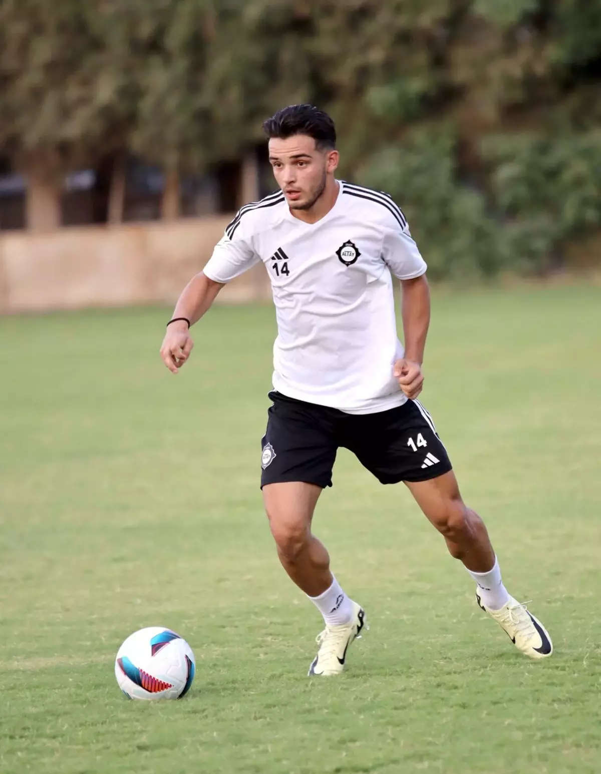 Altay\'da 5 Genç Futbolcu Serbest Kaldı