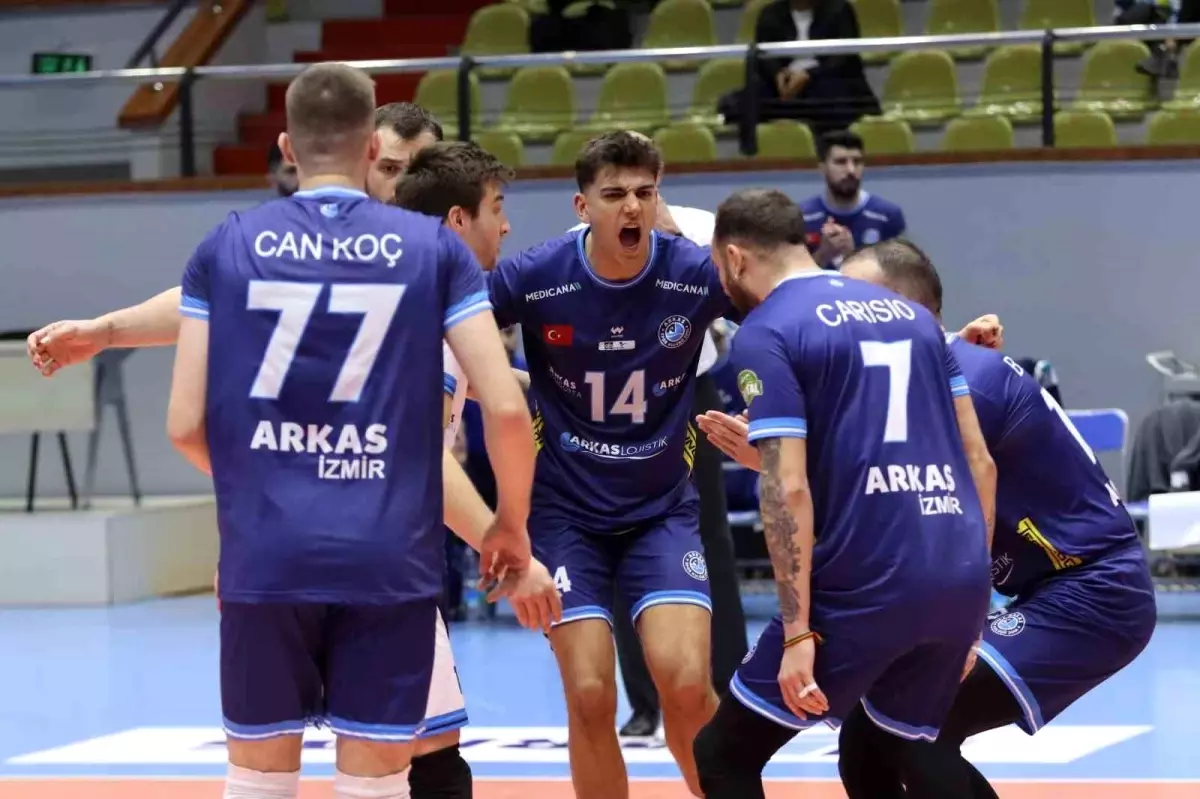 Arkas Spor 5 Oyuncusunu Kayıp Etti
