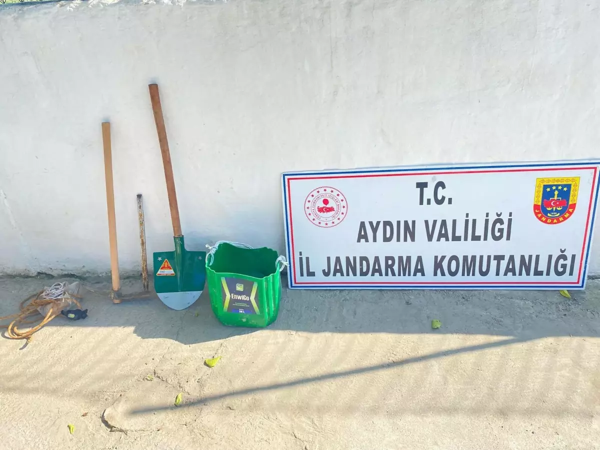 Didim\'de Kaçak Kazı Yapan 6 Kişi Tutuklandı