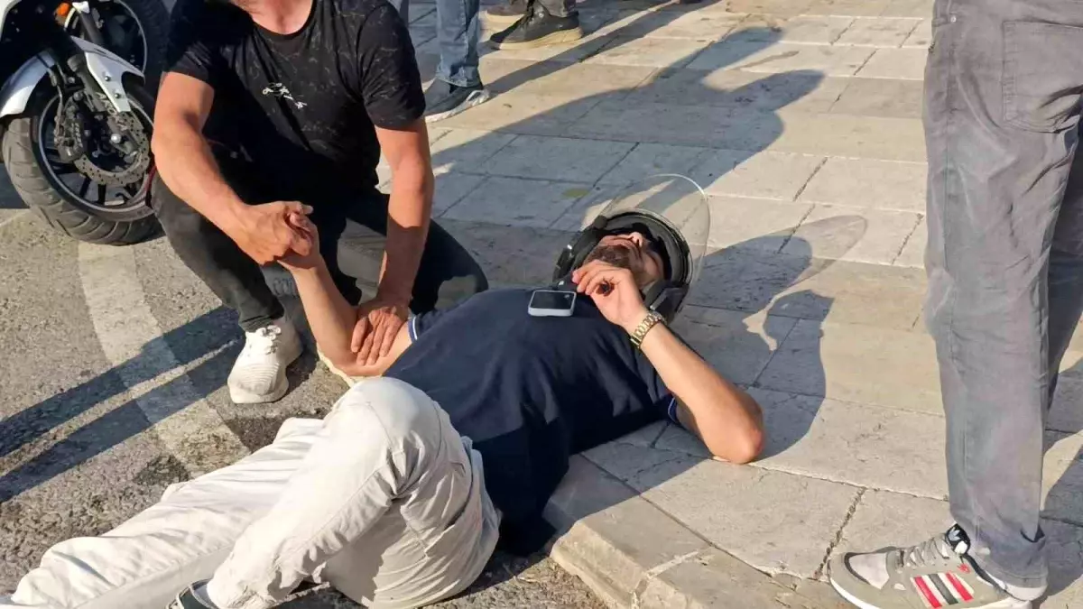 Manavgat\'ta Otomobil-Motosiklet Kazası