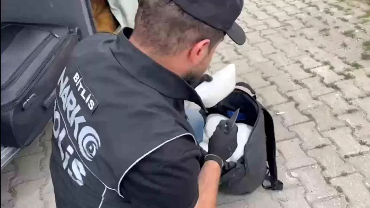 Bitlis\'te 13 Kilo Metanfetamin Ele Geçirildi