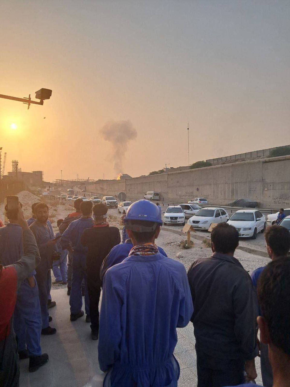 İsrail, İran\'ın Doğal Gaz Sahasına Saldırdı