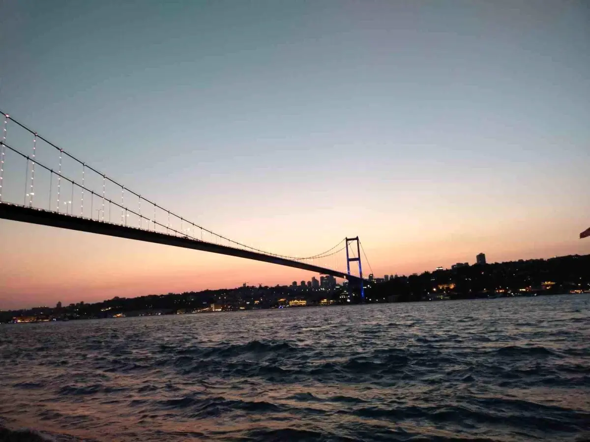İstanbul\'da Tarihi Bahçelere Akşam Ziyareti