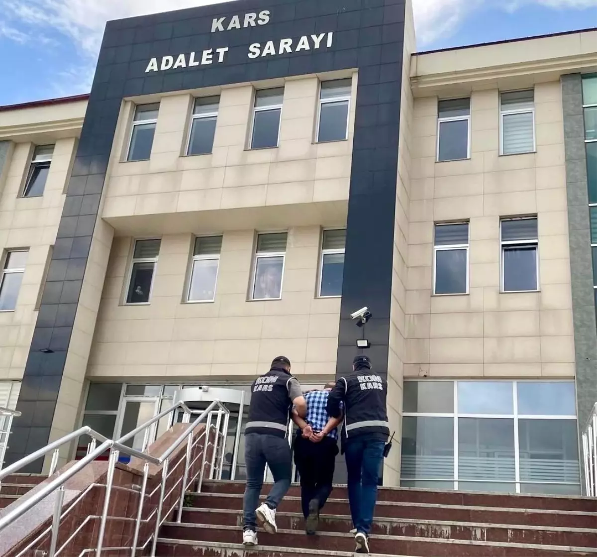 Kars\'ta 15 Yıl Hapis Cezası Olan Şahıs Yakalandı