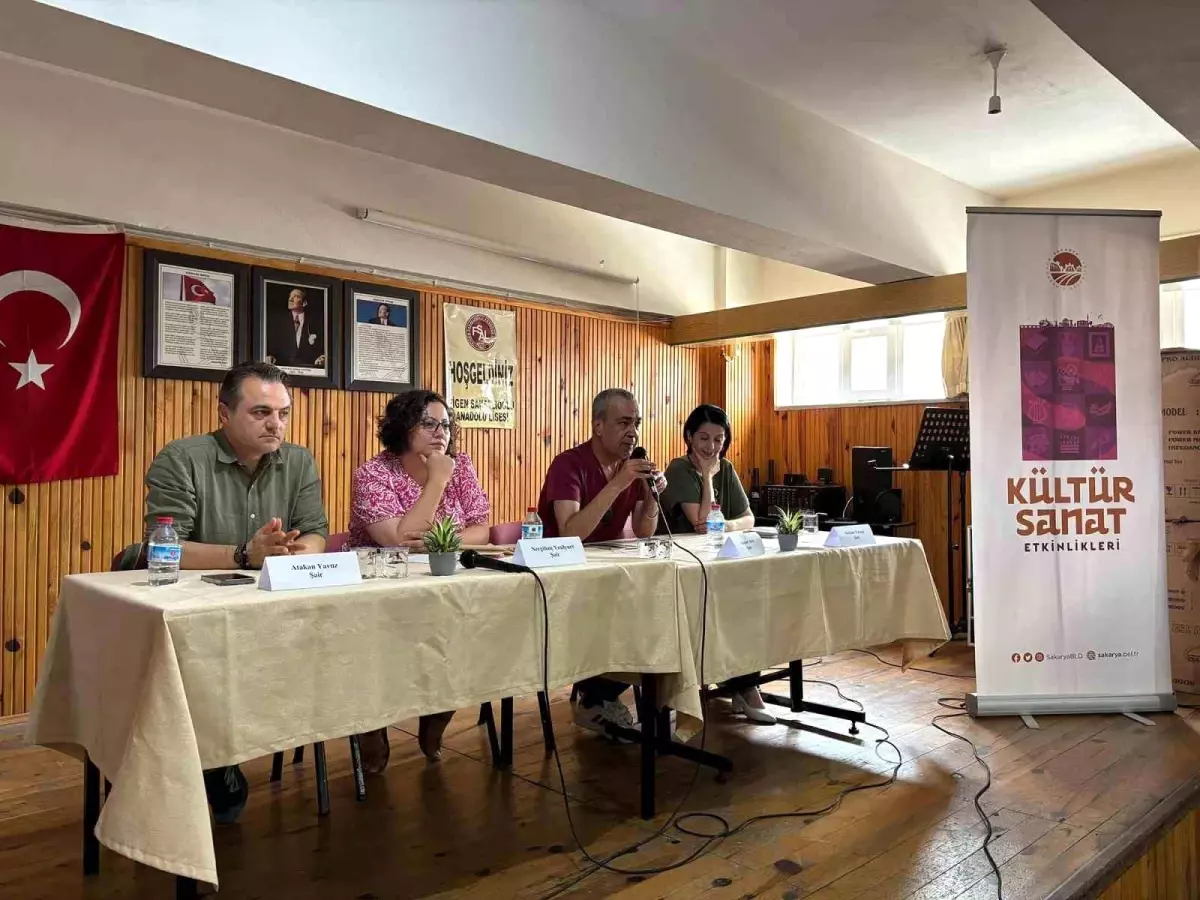 Sakarya\'da 24. Uluslararası Sapanca Şiir Akşamları \'Şairler Liselerde\' Programı Düzenlendi