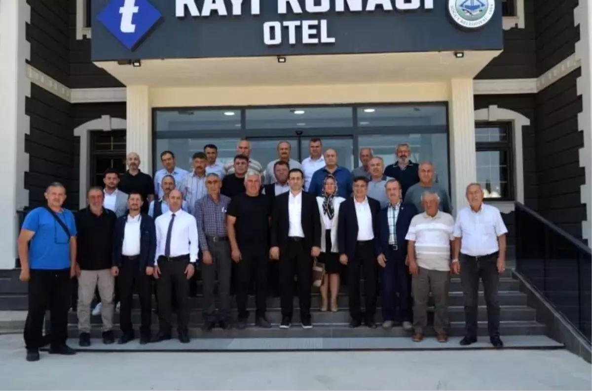 Kaymakam Tuncer\'e Veda Yemeği
