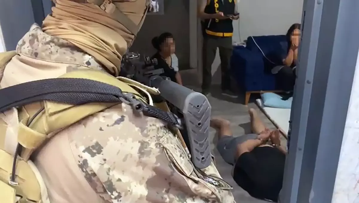 Adana\'da Dolandırıcılık Çetesi Çökertildi