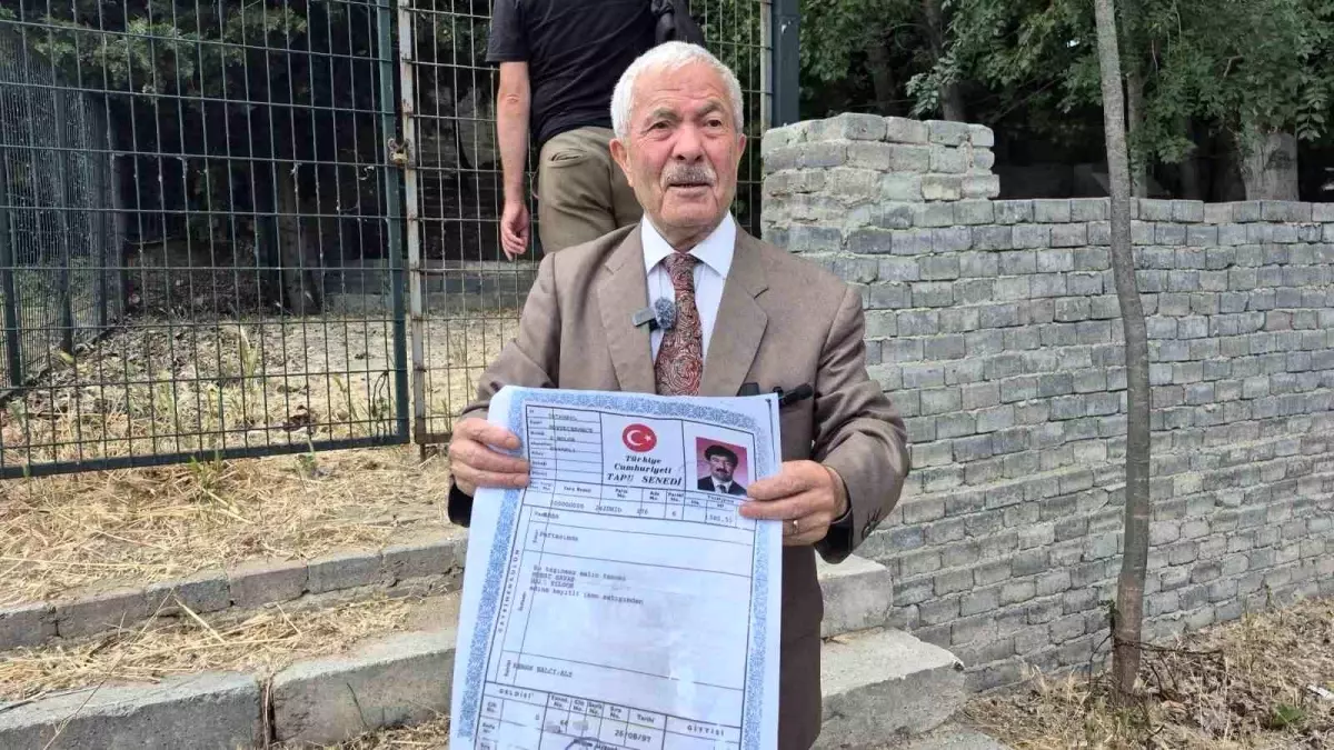 Balıkçı Kenan\'dan İmamoğlu\'na Sert Eleştiriler: \'Hediye Arsa Vermediği İçin Baskı Altındayım\'
