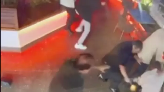 Otelin terasında silahlı "şampanya" kavgası | Son Dakika