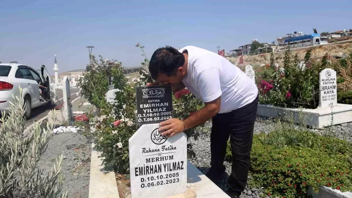 Hatay\'da Babalar Günü Mezarlık Ziyareti