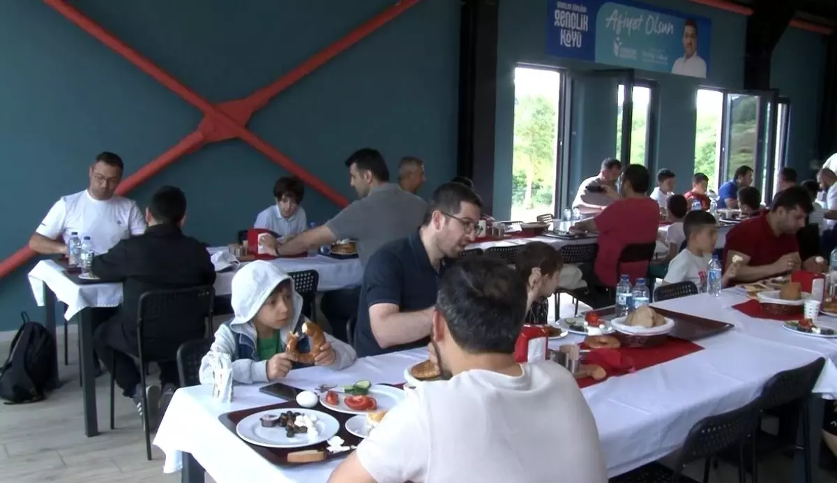 Esenler Belediyesi\'nden Babalar Günü\'ne Özel Kamp Etkinliği
