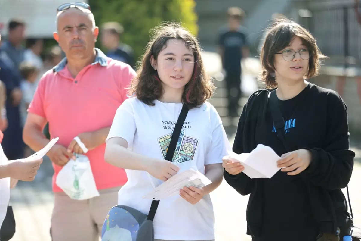 LGS maratonu başladı! 1 milyondan fazla öğrenci geleceği için ter döküyor