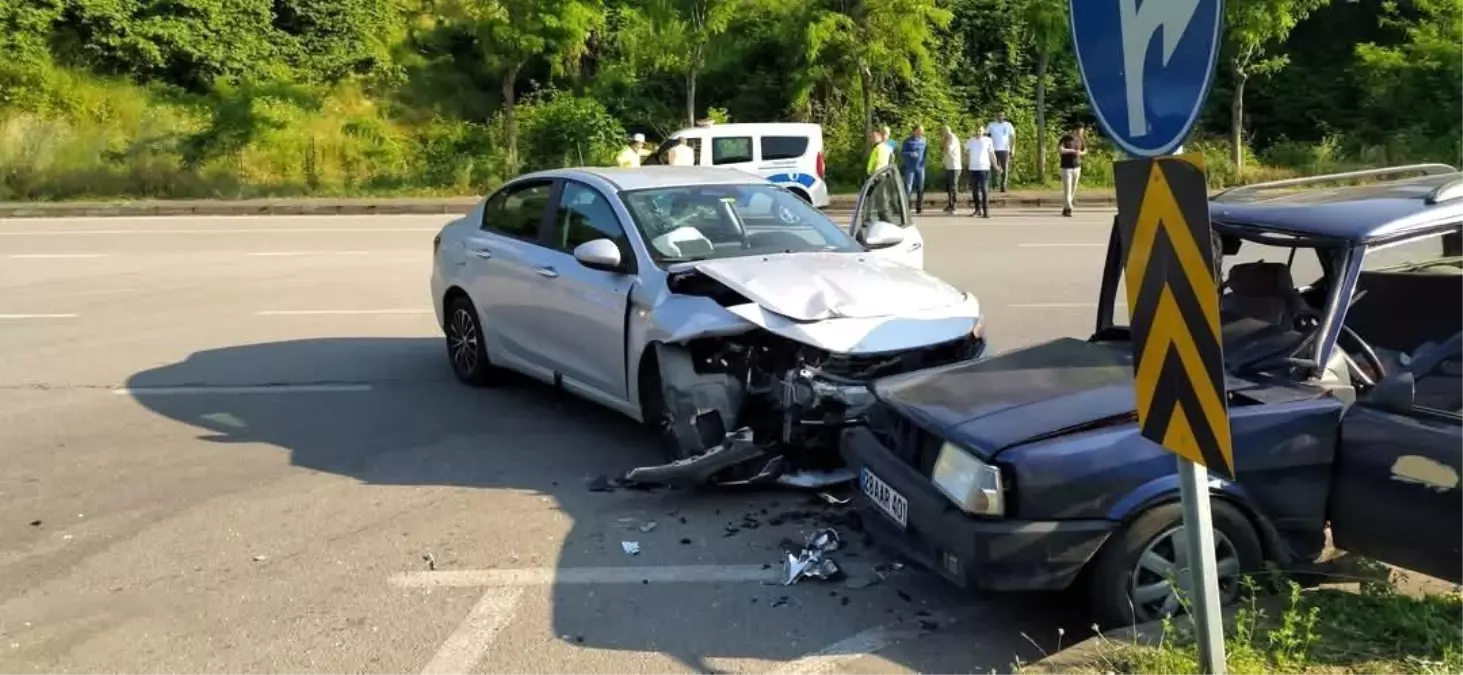 Görele\'de Trafik Kazası: 2 Yaralı