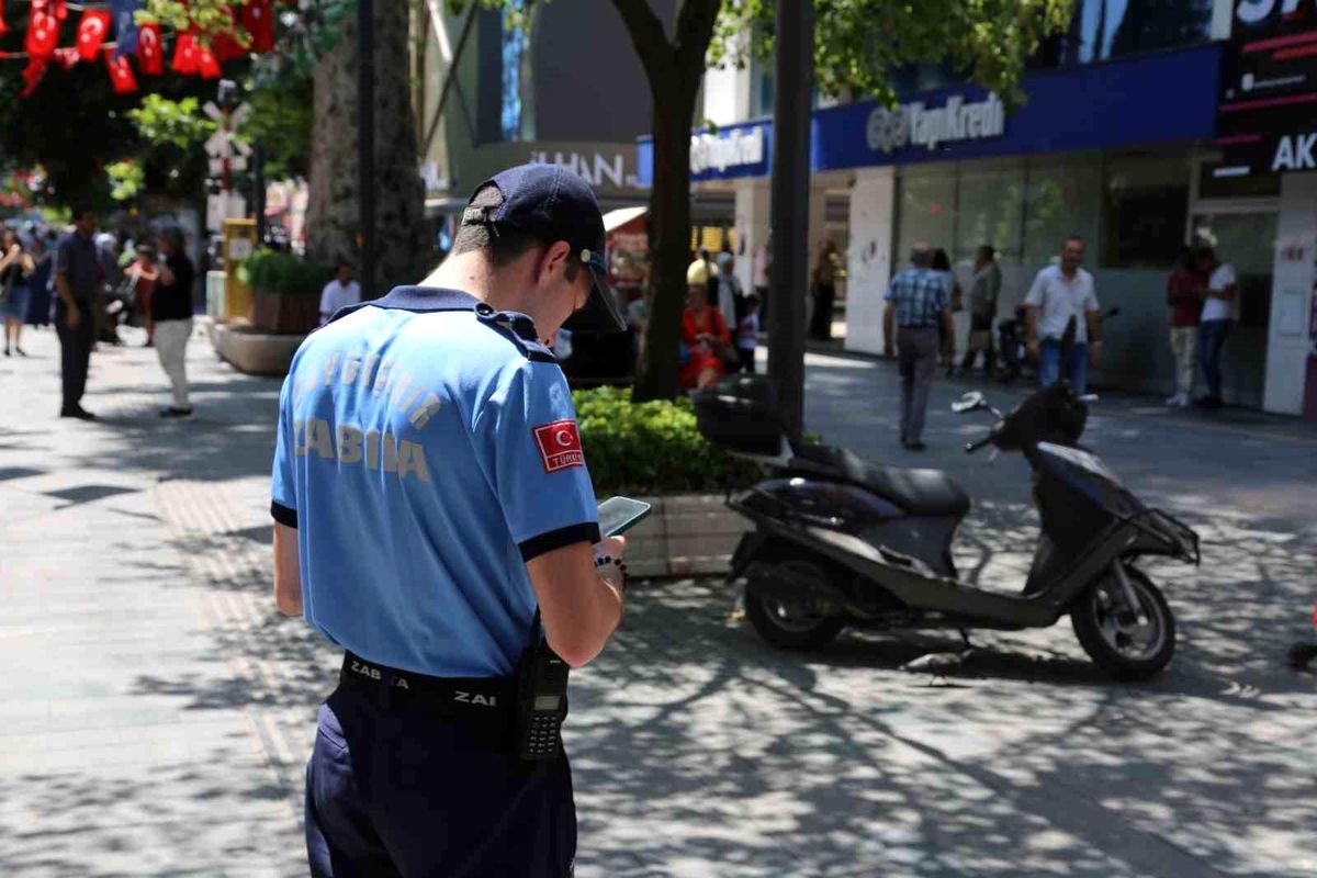Kocaeli\'de Zabıta Ekiplerinden Motosiklet Denetimleri