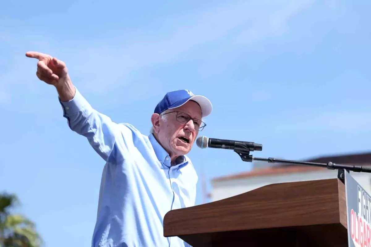 Sanders\'dan Netanyahu\'ya Suçlama