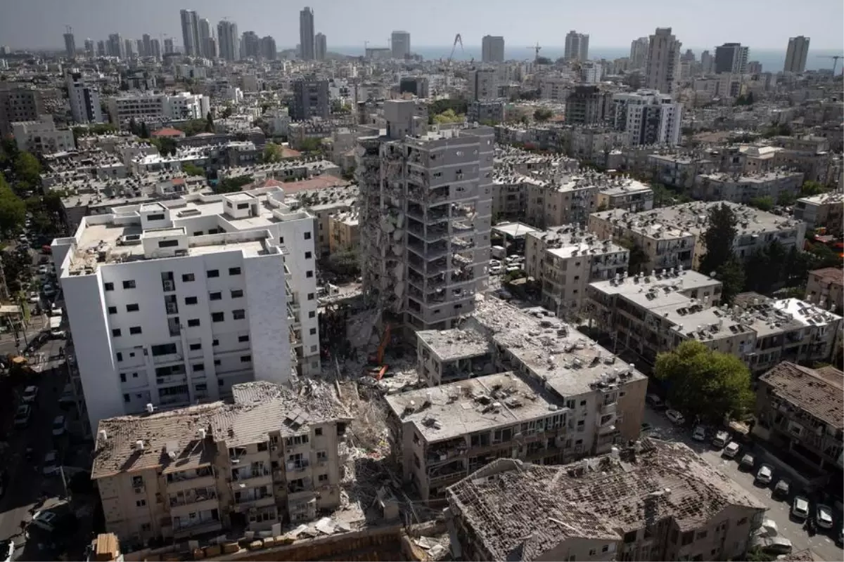 İsrail\'deki İran Saldırılarında 14 Ölü