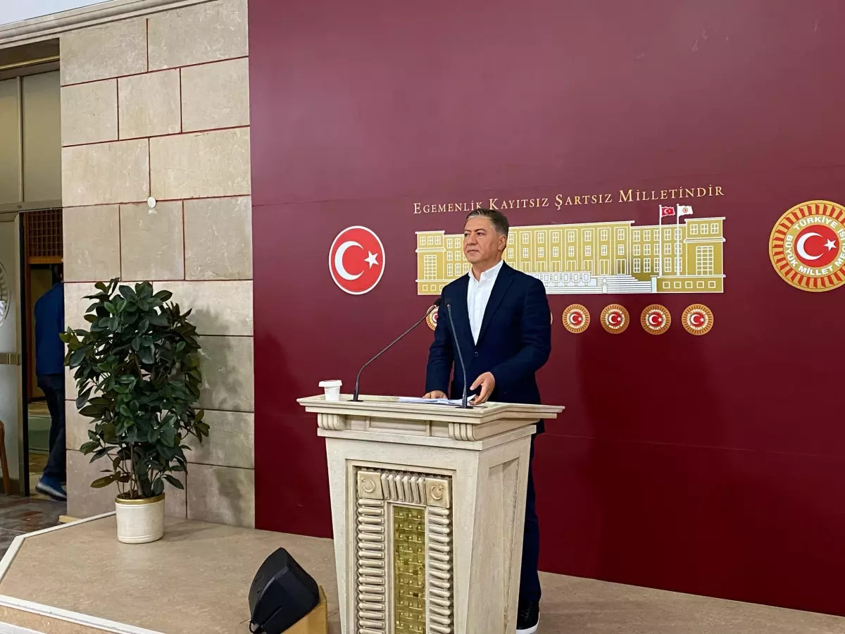 CHP Grup Başkan Vekili Emir: \'Hiçbir CHP\'li mutlak butlan hukuki garabetine boyun eğmeyecek\'