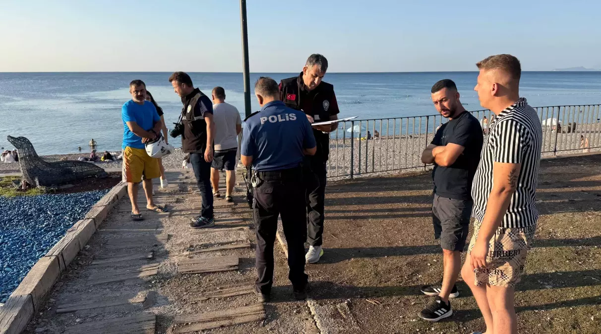 Antalya\'da Yüzme Faciası: Mahfuz Çiftçi Hayatını Kaybetti