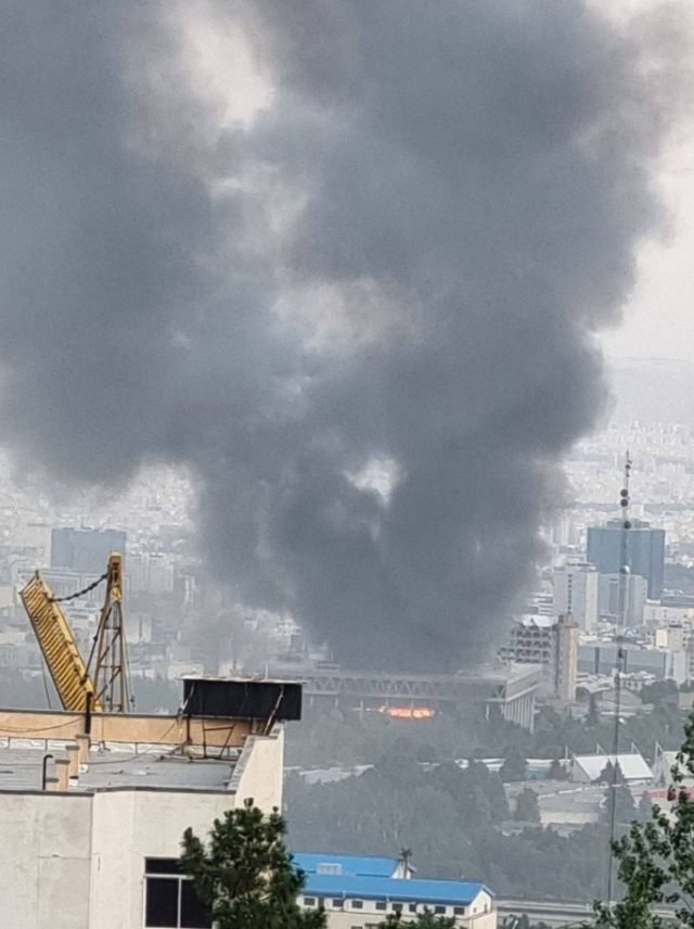 İsrail, İran devlet televizyonunu vurdu! Saldırı canlı yayına yansıdı