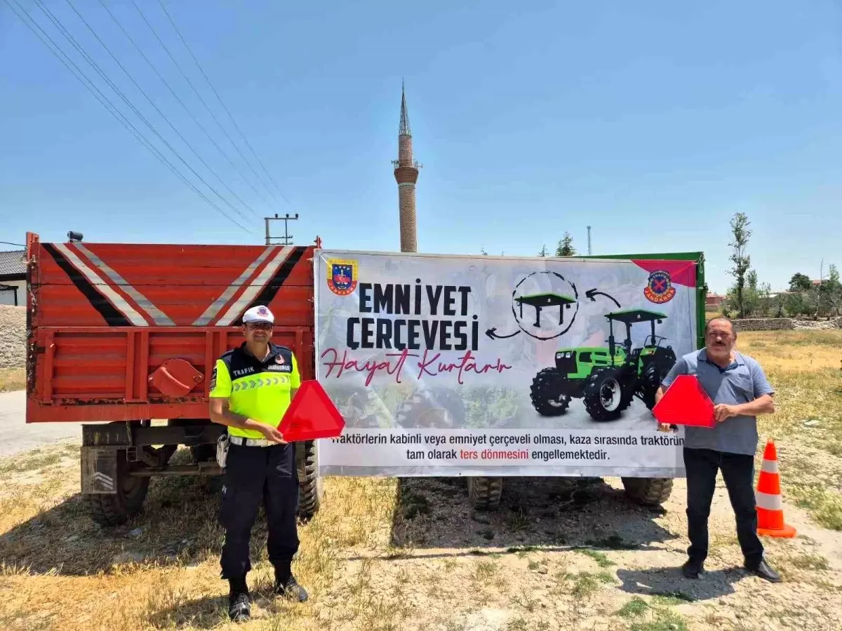 Reflektör Eğitimi ve Dağıtımı Yapıldı