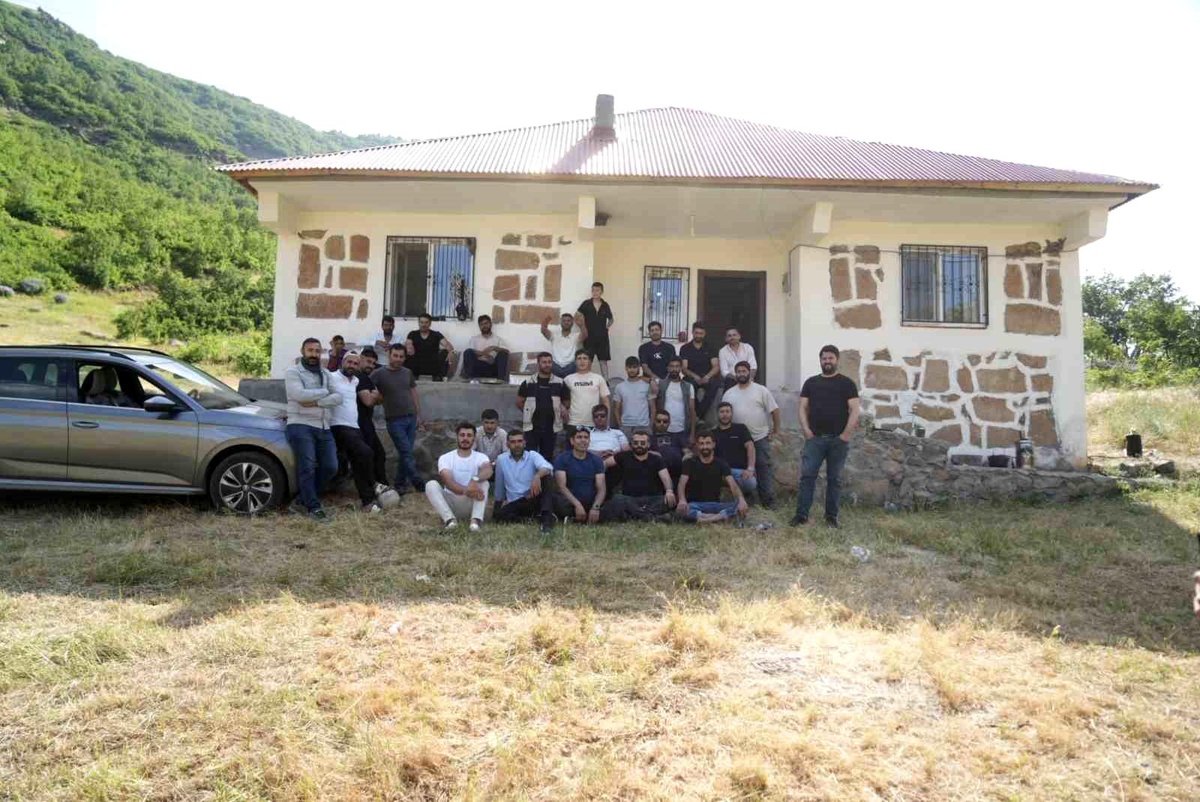 Karabey Köyü\'nde Geleneksel Gençlik Pikniği