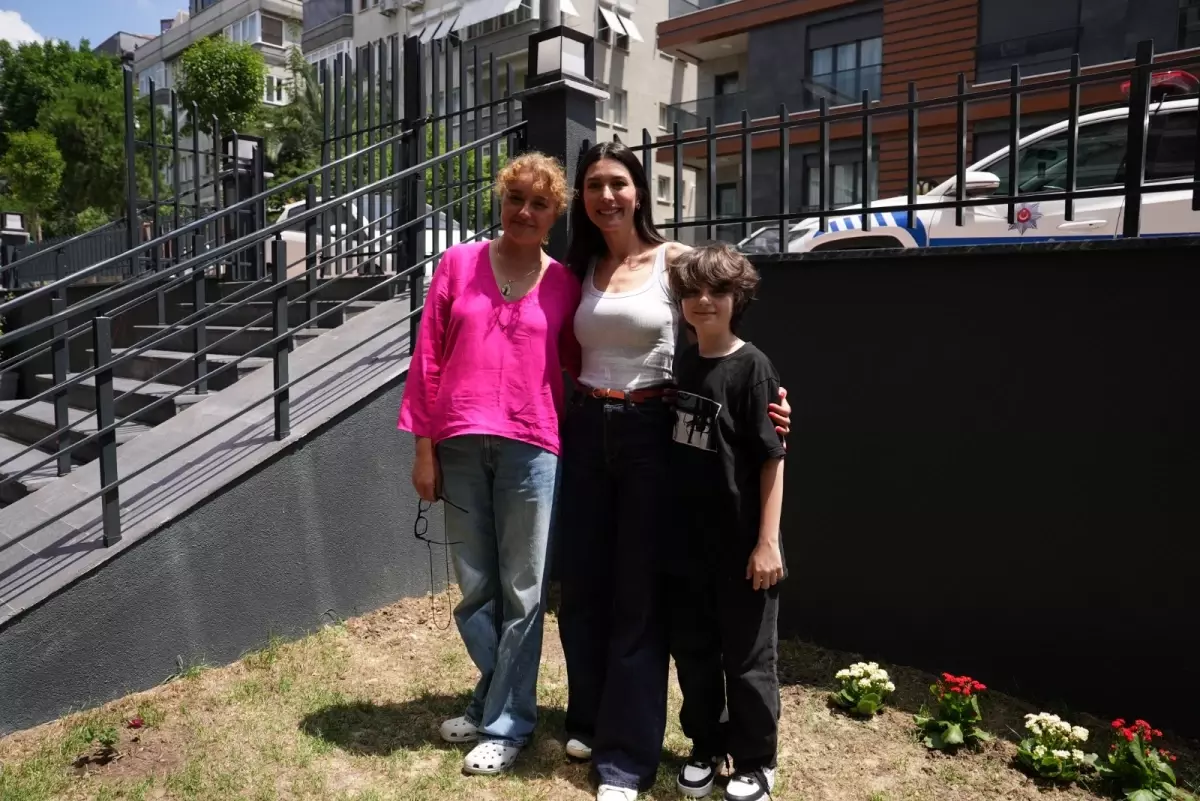 Eymen Yücel, Ahmet Minguzzi\'nin Annesini Ziyaret Etti