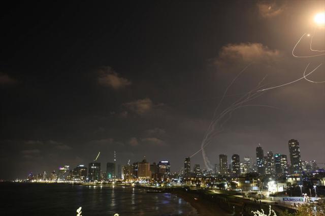 ABD Başkanı Donald Trump: Tahran'daki herkes derhal tahliye edilmeli