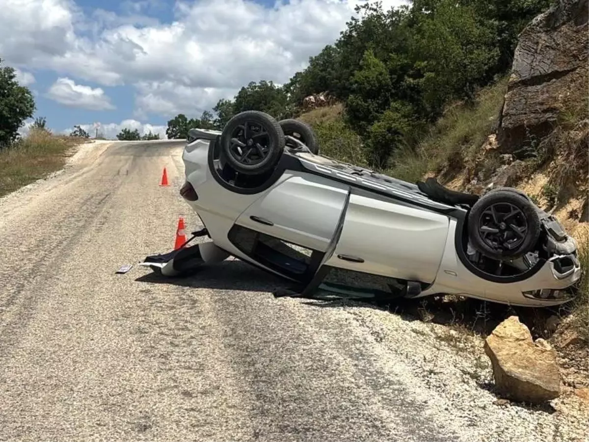 Bilecik'te trafik kazasında 2 kişi yaralandı.