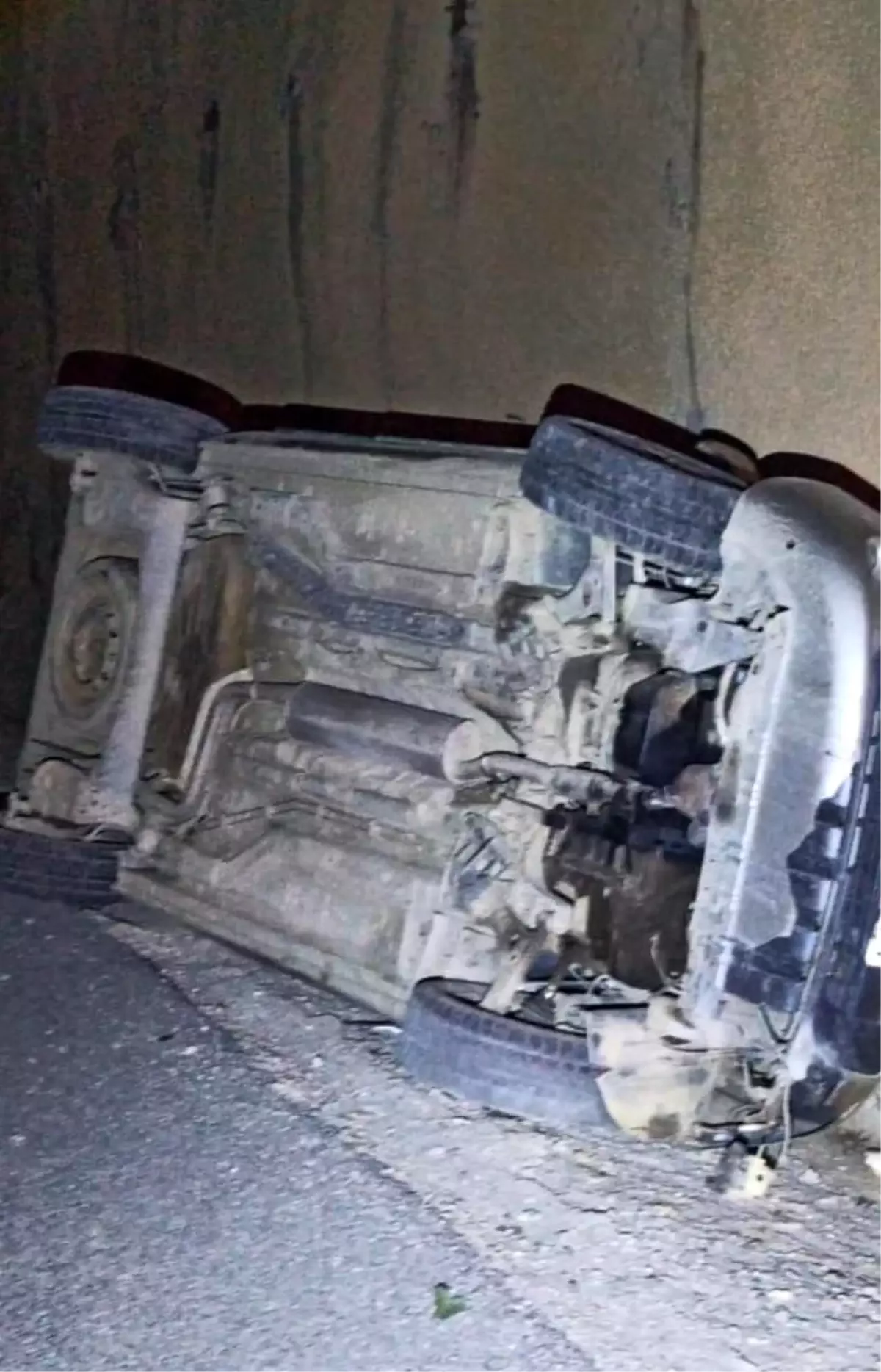 İnegöl\'de Kaza: İki Yaralı