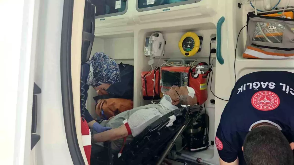 Bursa\'da Yaşlı Sürücü Kalp Krizi Geçirdi