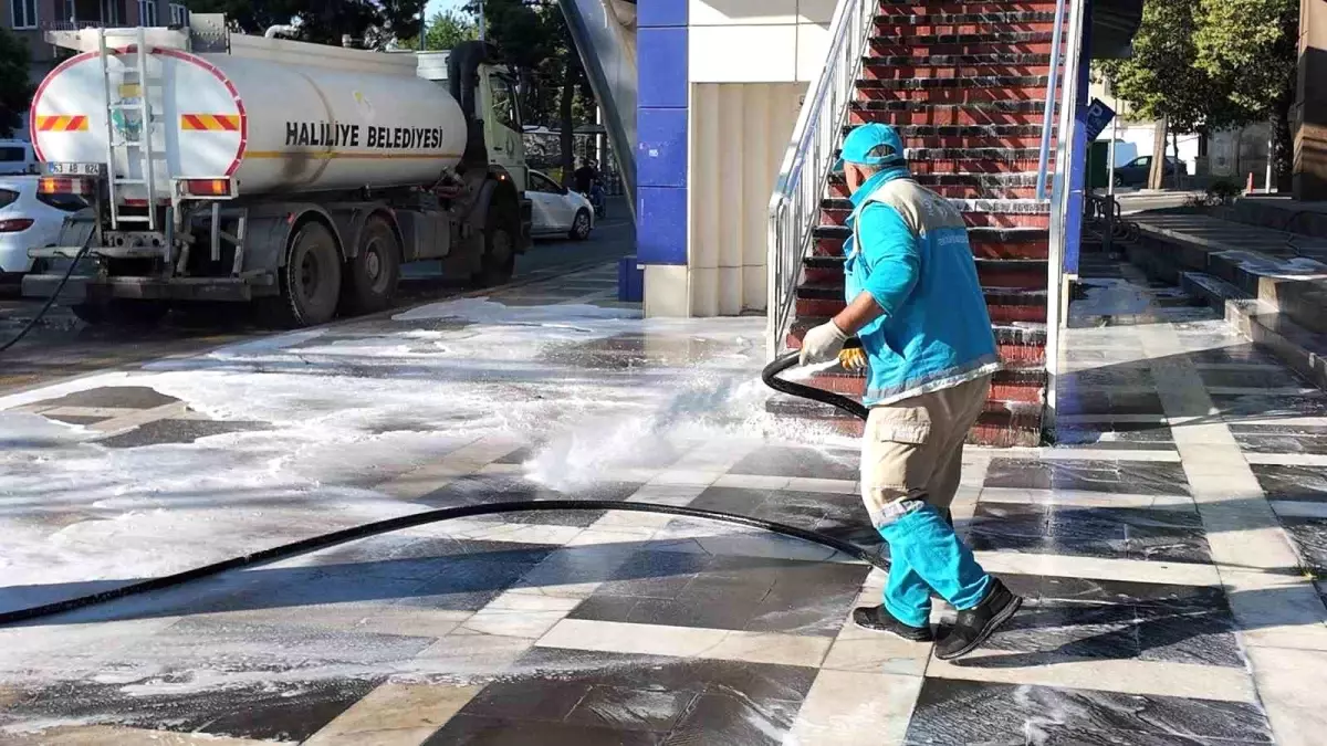 Haliliye Belediyesi Temizlik Çalışmaları Devam Ediyor
