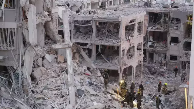 İran-İsrail savaşında 5. gün! Demir Kubbe arızalandı, füzeler Tel Aviv'e düştü