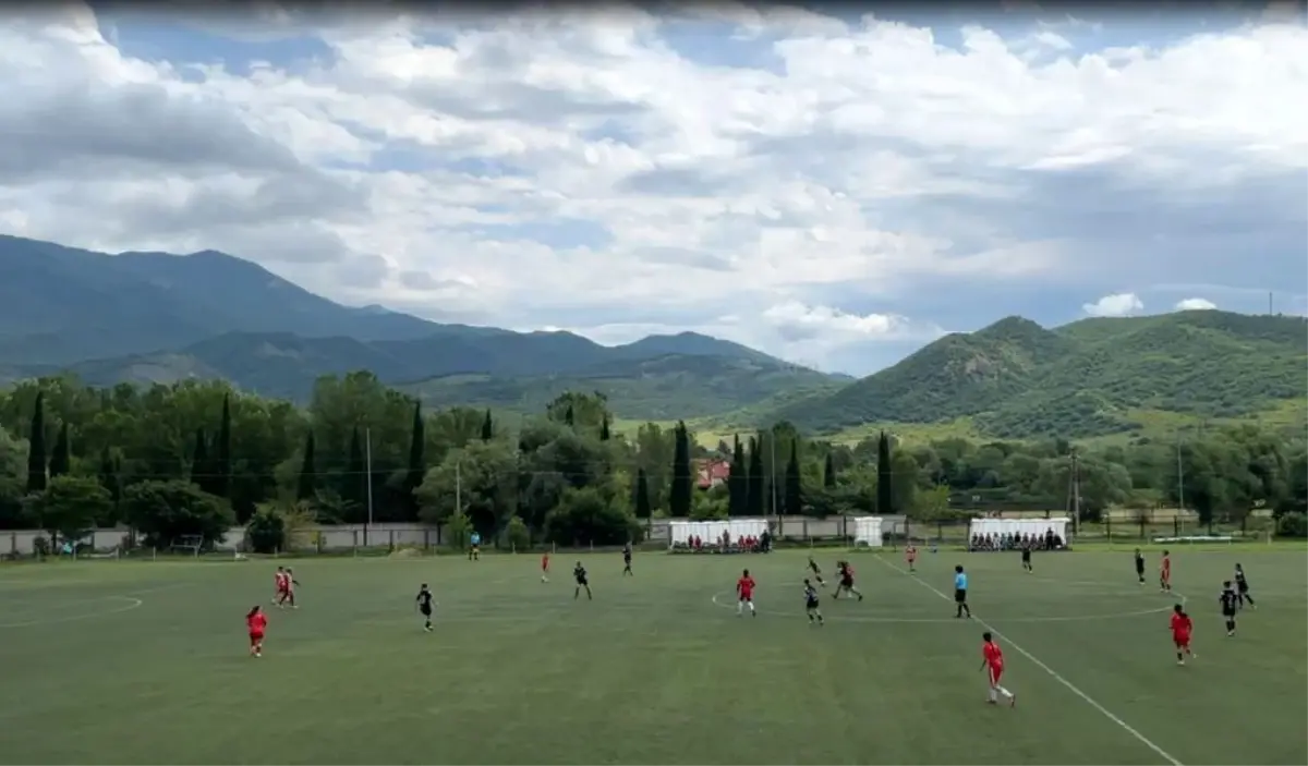 Gürcistan ve Türkiye Kadın Futbol Takımları Dostluk Maçında Karşılaştı