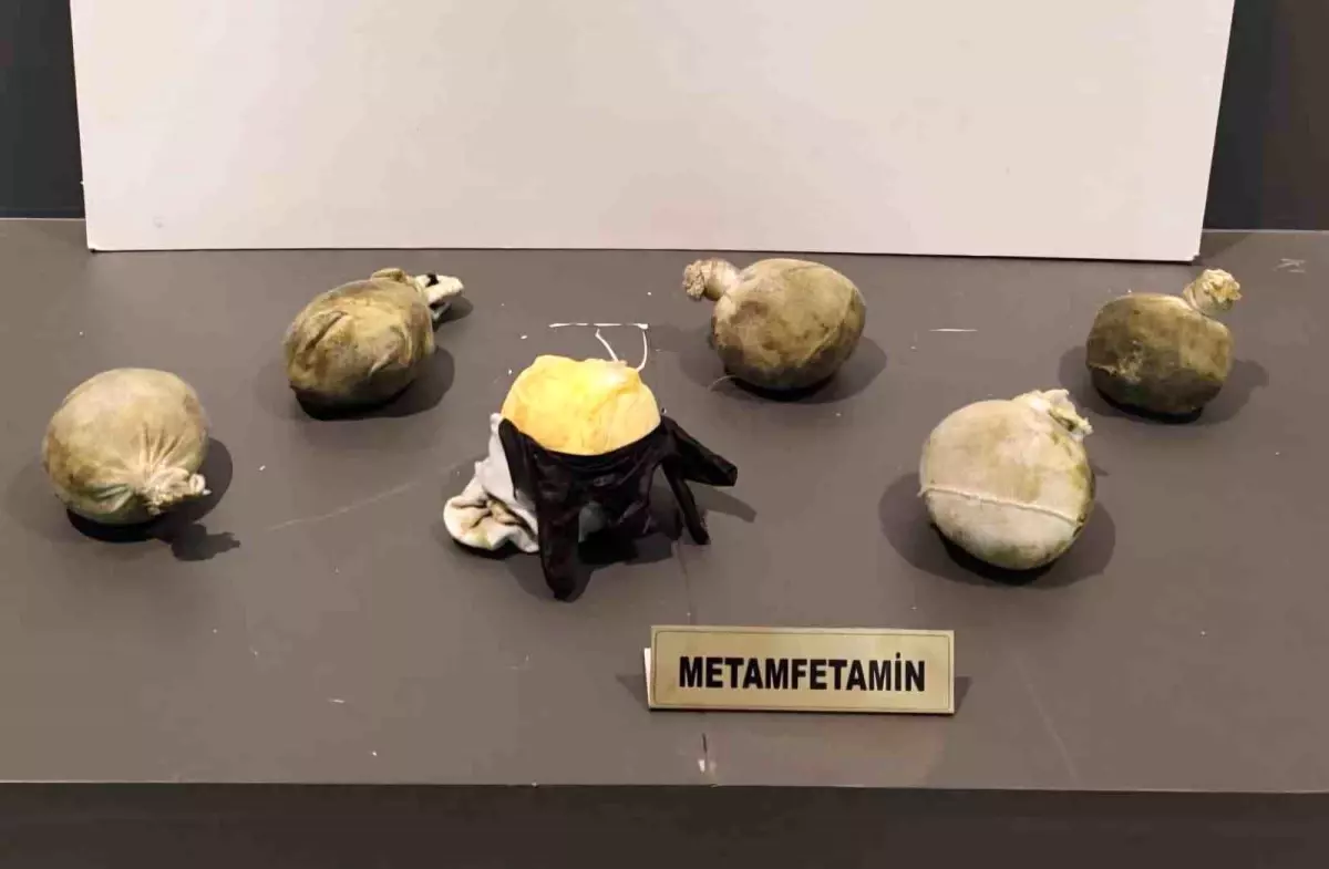 Samsun\'da 1 Kilo Metamfetamin Ele Geçirildi