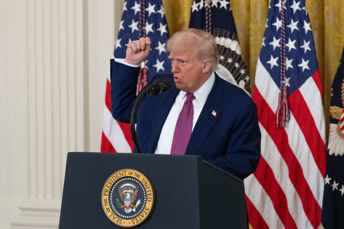 Trump\'tan İran\'a Sert Mesaj