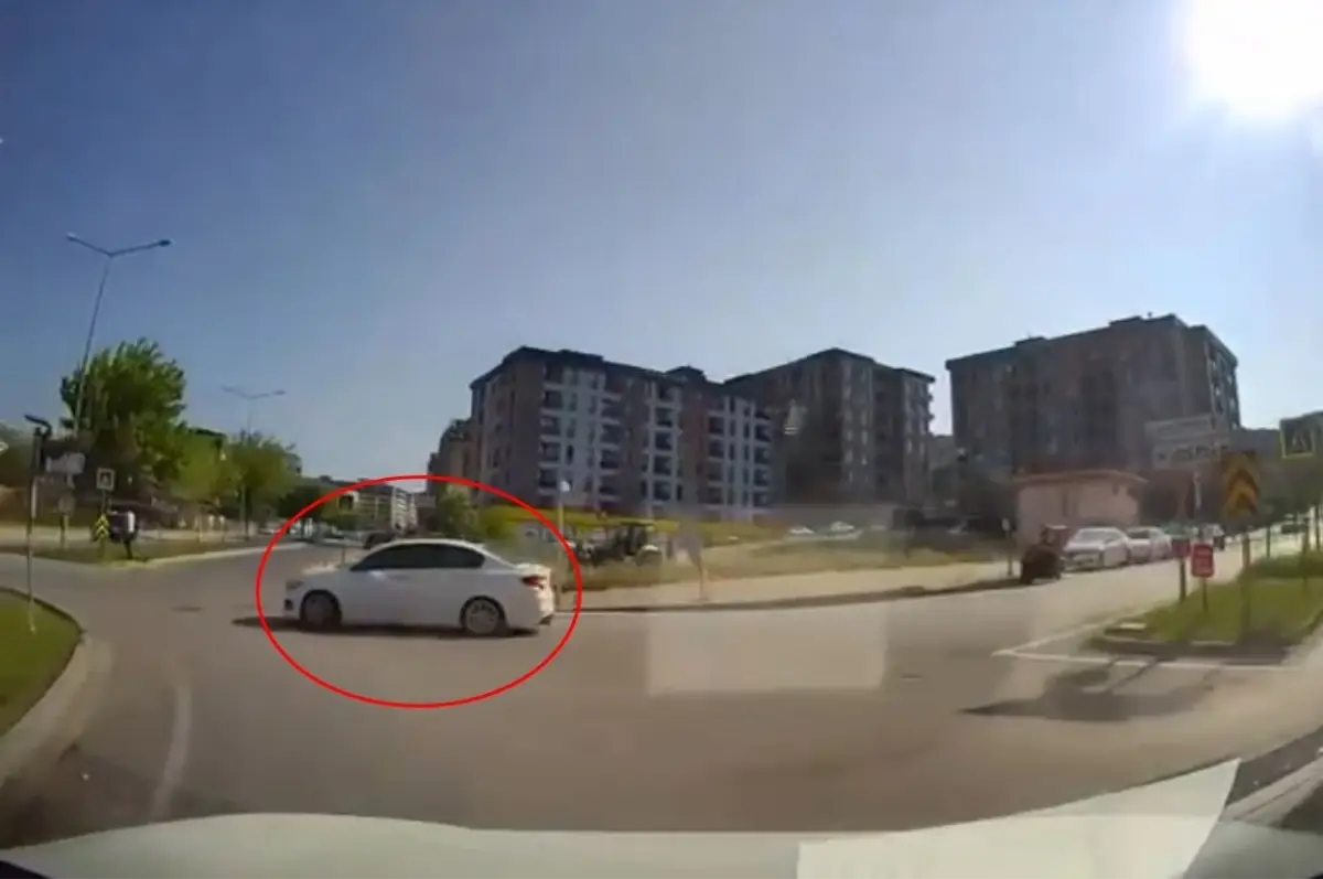 Bursa\'da Driftli Dönüş Şaşırttı