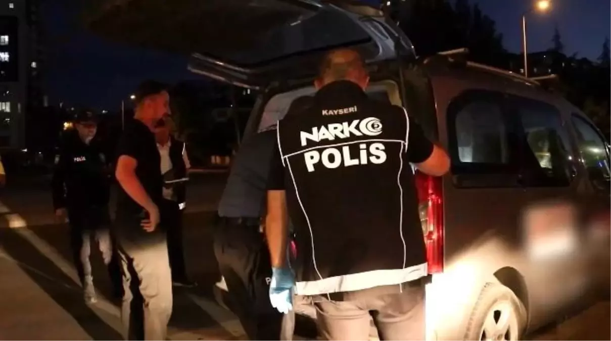 Kayseri\'de Narko-Asayiş Uygulaması: 7 Aranan Yakalandı