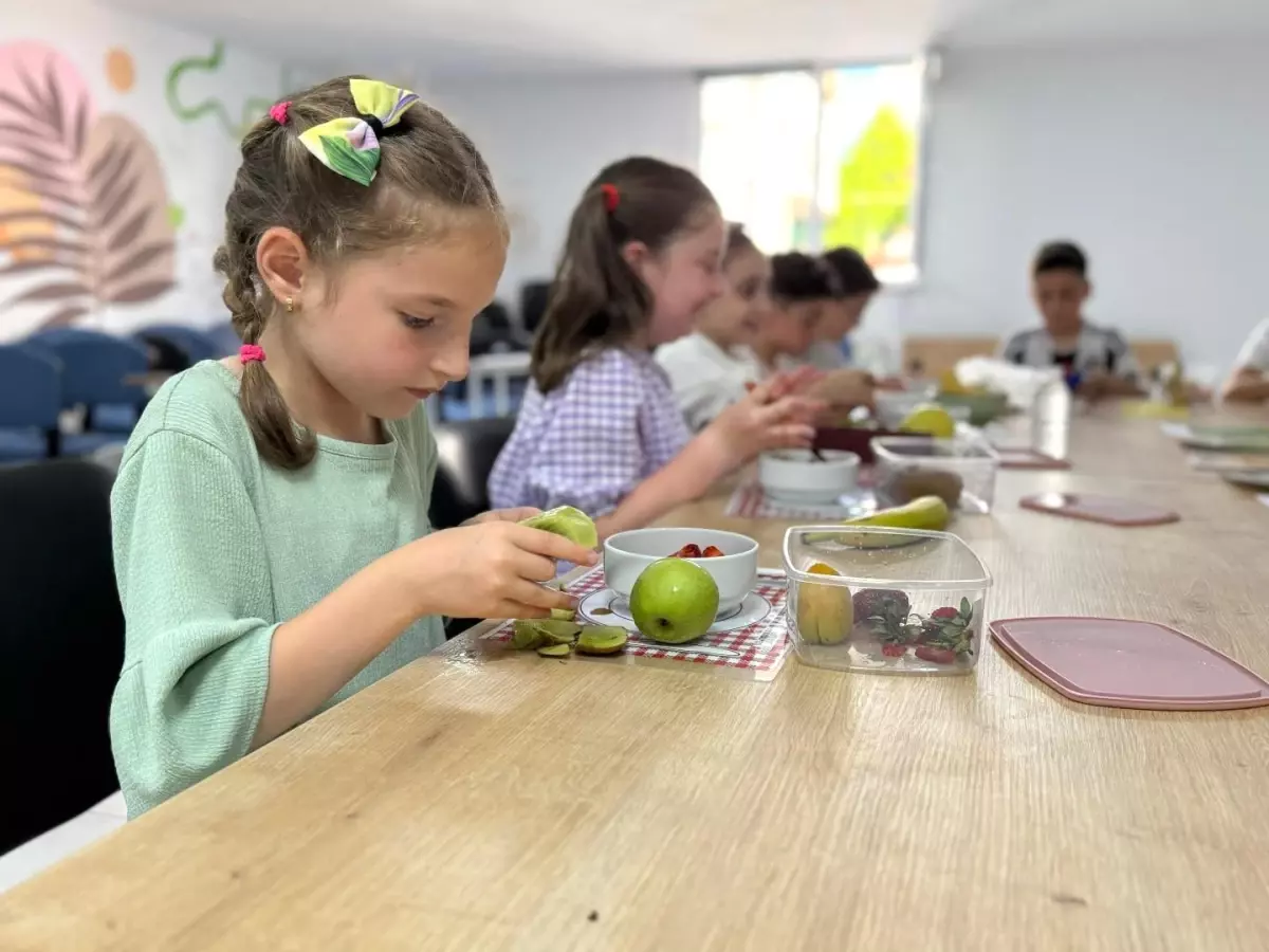 Kocaeli\'de Çocuklara Dil ve Yaşam Becerileri Eğitimi