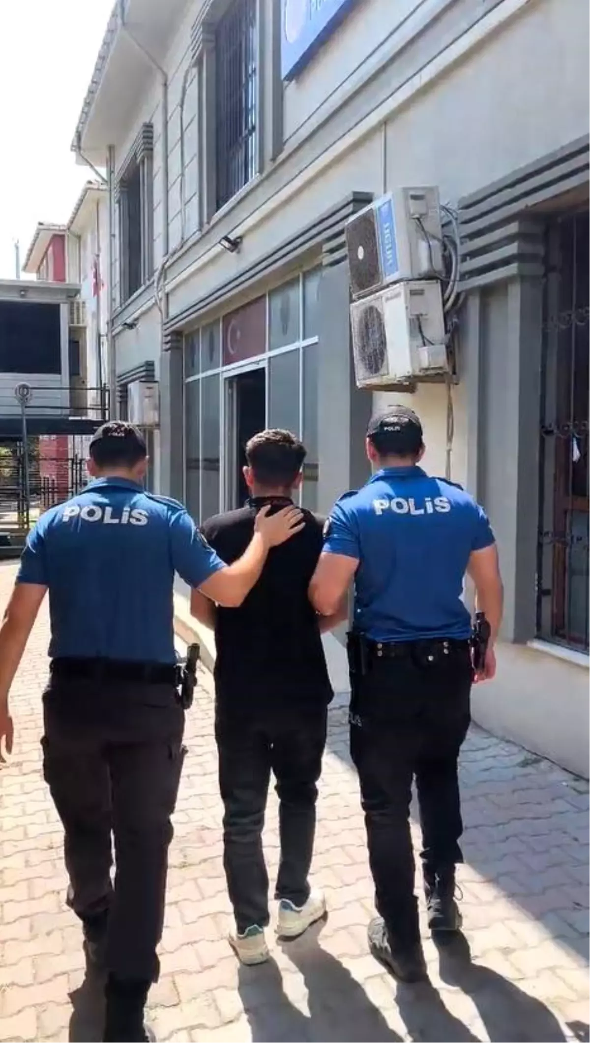 Esenyurt\'ta Bıçaklı Kavga: İki Yaralı