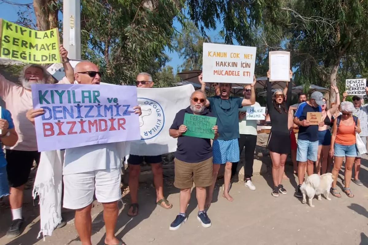 Gümüşlük ayakta! CHP\'li başkan halk plajını özel işletmeye tahsis etti