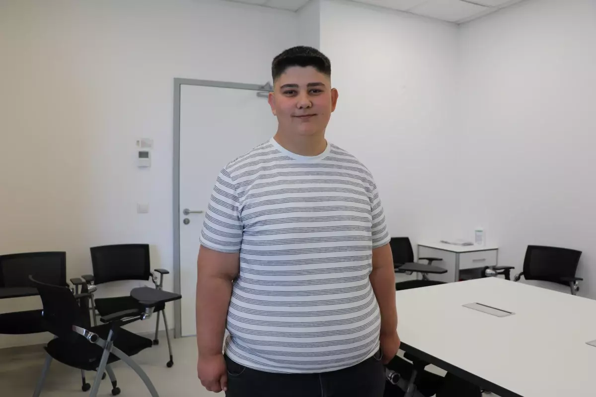 Lise Öğrencisi 30 Kilo Verdi