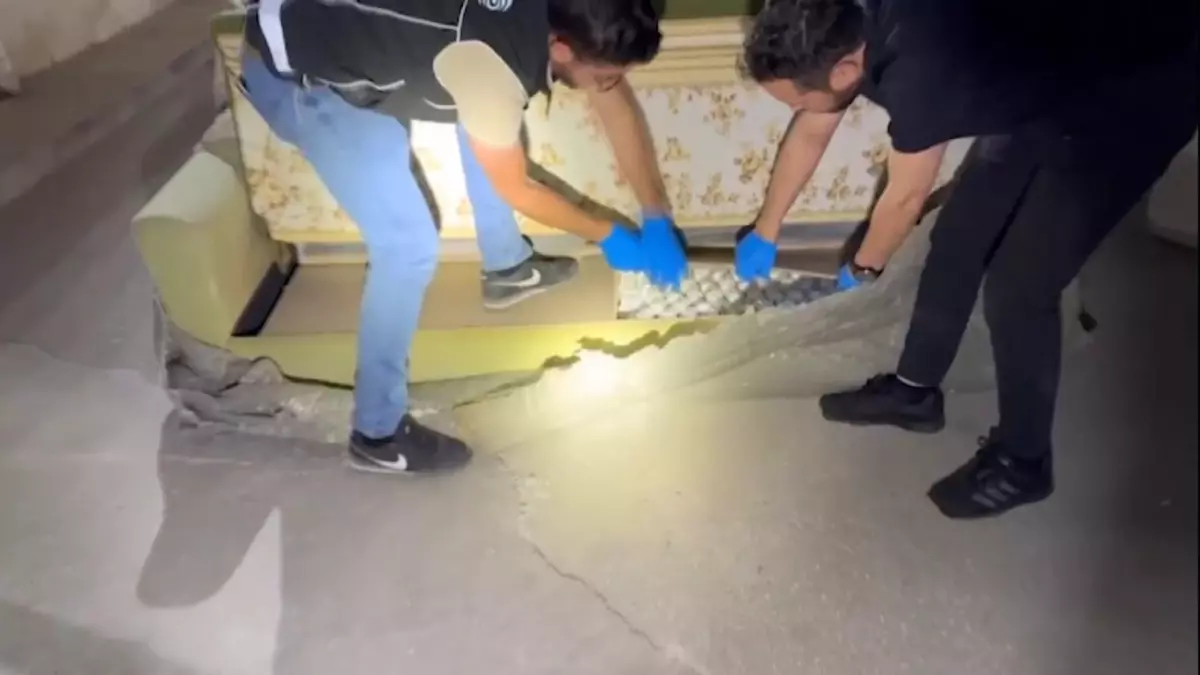 Konya\'da Uyuşturucu Operasyonları: 60 Tutuklama