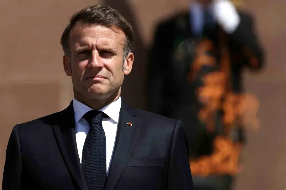 Macron\'dan İsrail\'e nükleer hedefler dışındaki saldırılarını durdurma çağrısı