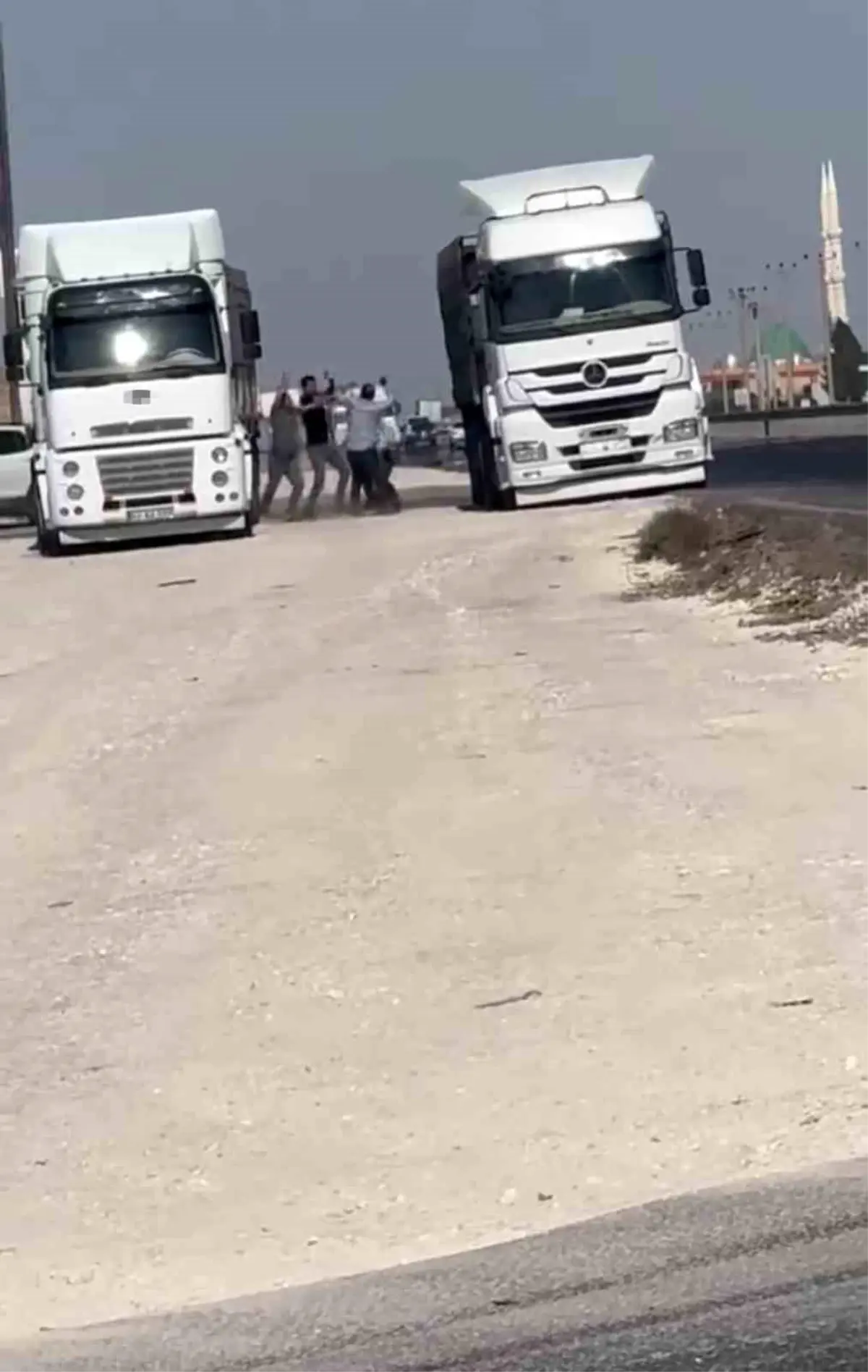 Tır Şoförleri Arasında Kavga