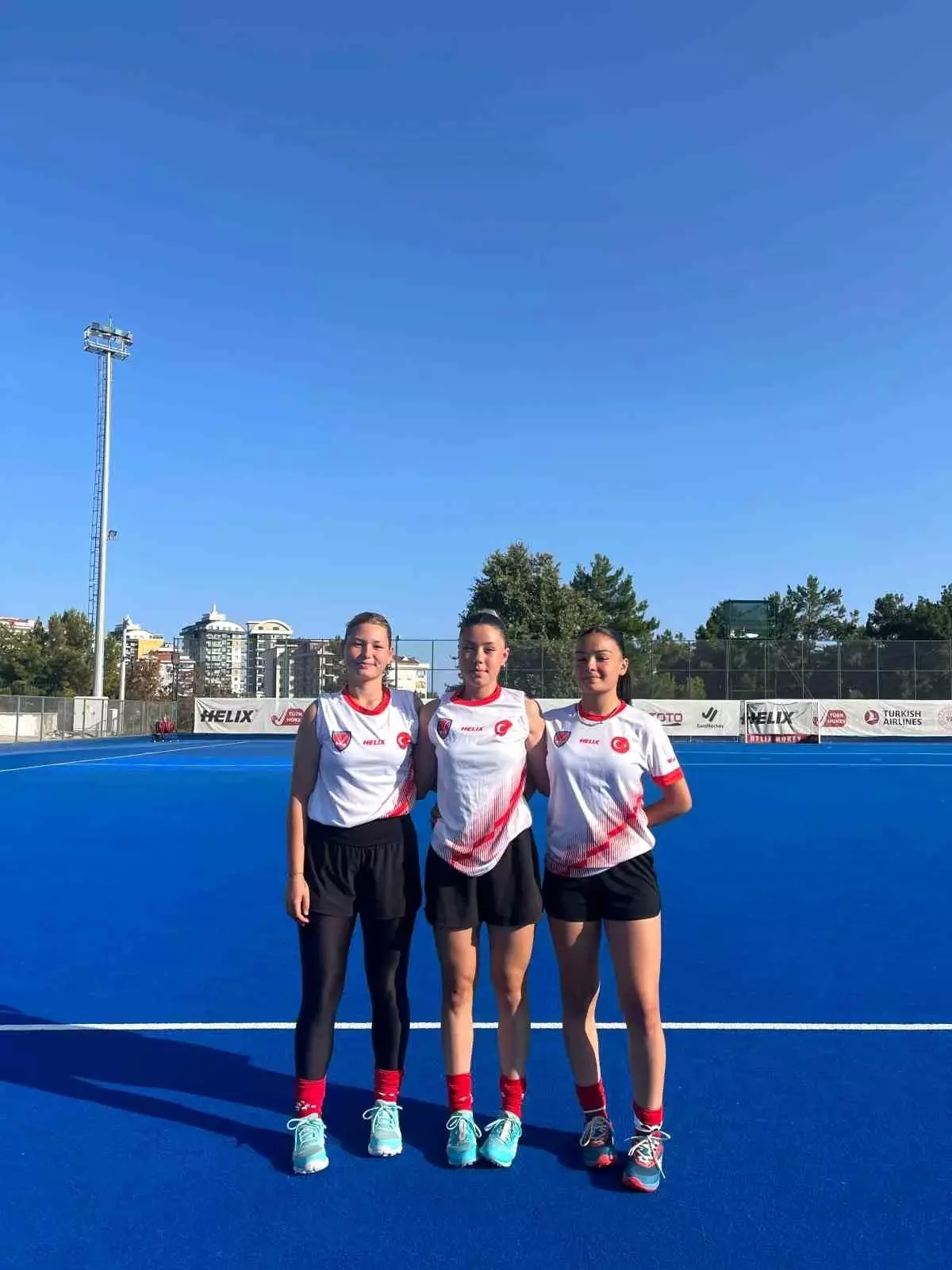 Muğla\'lı Sporcular U18 Kadın Hokey Milli Takımı\'na Seçildi