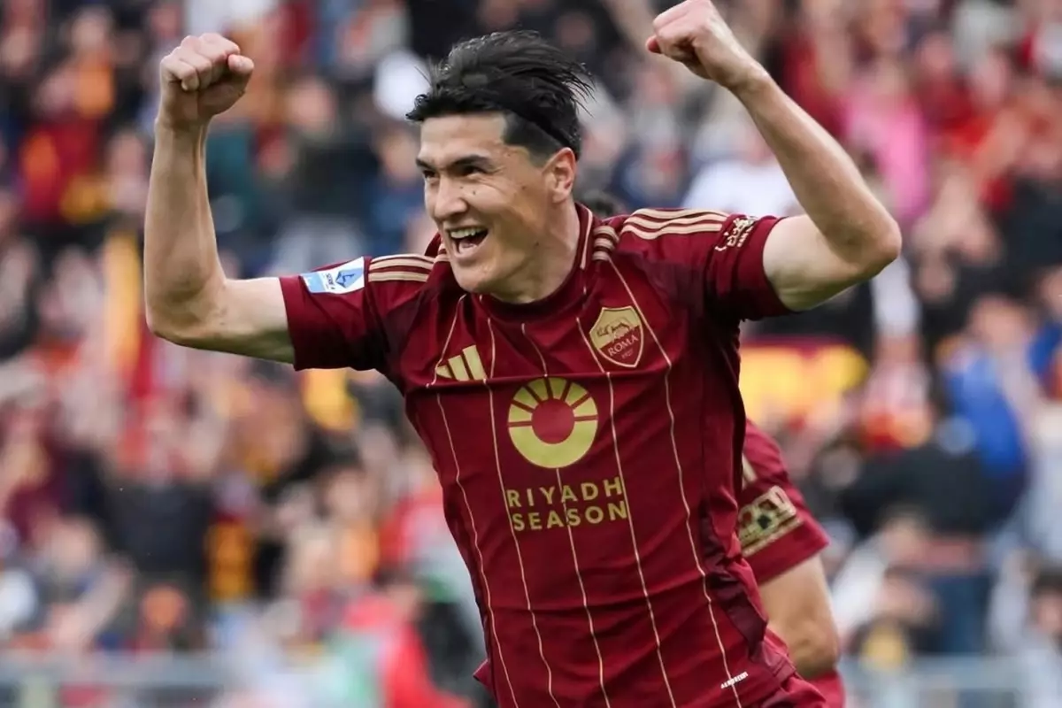 Roma\'dan RAMS Başakşehir\'e transfer! Eldor Shomurodov imza için İstanbul\'da
